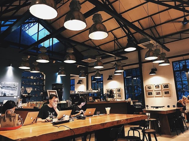 TOP 5+ quán cà phê có wifi cực mạnh để học tập, làm việc và “chạy deadline” hiệu quả